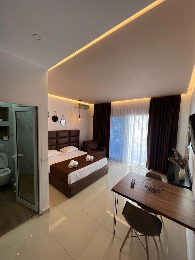 Apartments Sadiku With Sea View Sarandë Exteriör bild