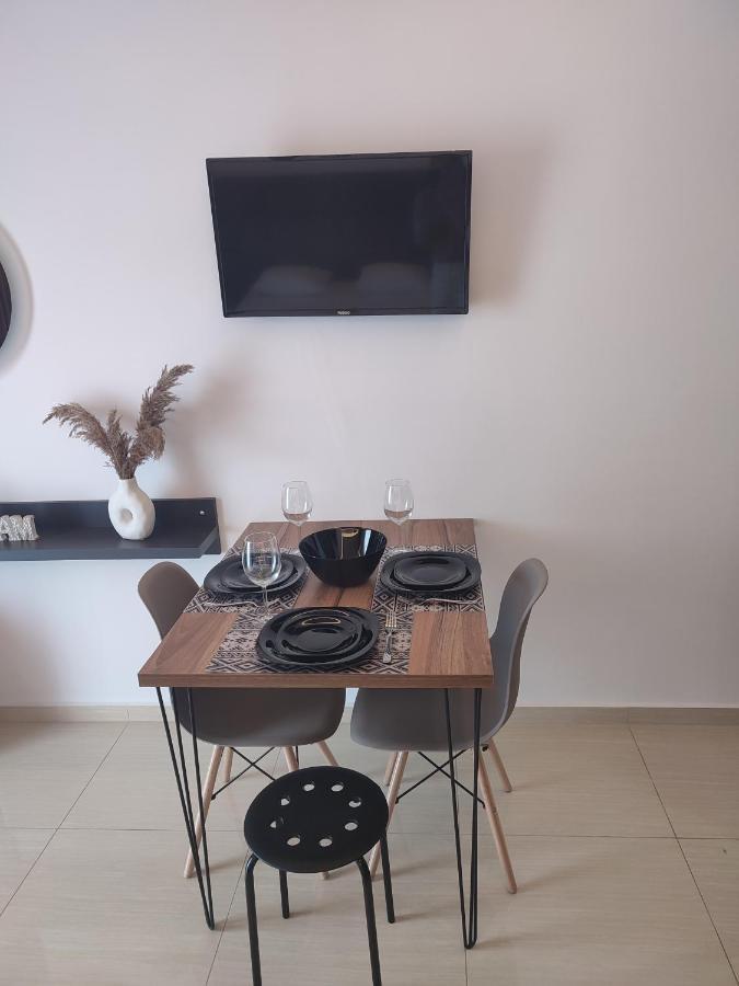 Apartments Sadiku With Sea View Sarandë Exteriör bild