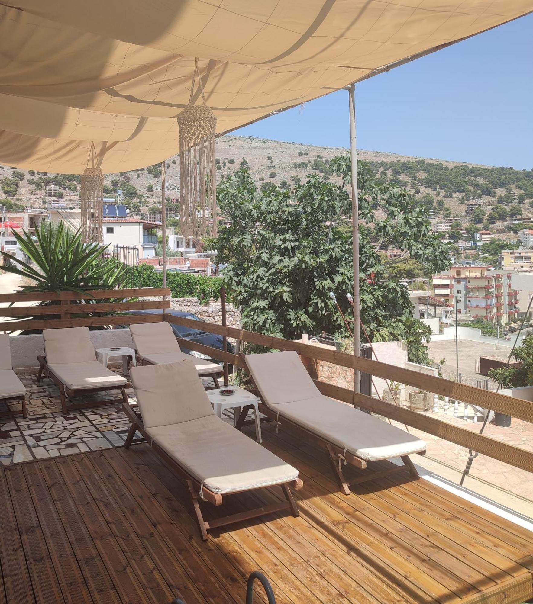 Apartments Sadiku With Sea View Sarandë Exteriör bild