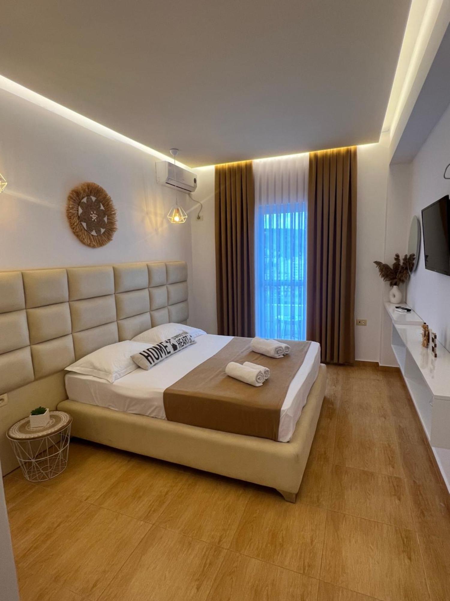 Apartments Sadiku With Sea View Sarandë Exteriör bild